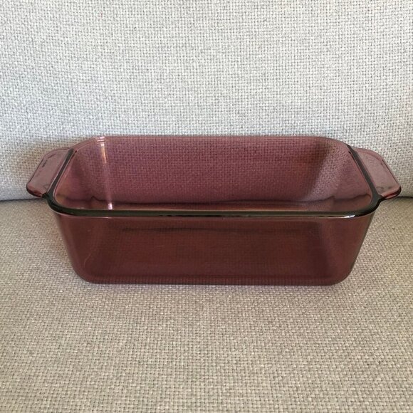 Pyrex Loaf Pan 213-R Cranberry Purple Oven And Microwave Safe 1.5 QT 1.5 L USA - Picture 1 of 9